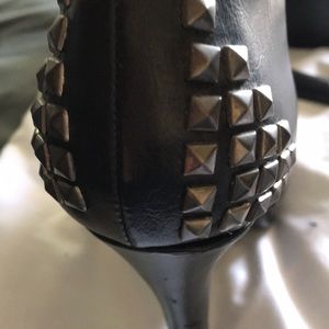 Sexy  madden girl rock chic booties like new!!